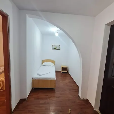2 Bedrooms Luxury & 7 Camelia Apartment