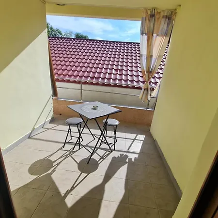 2 Bedrooms Luxury & 7 Camelia