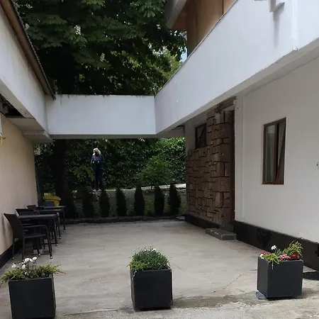 2 Bedrooms Luxury & 7 Camelia