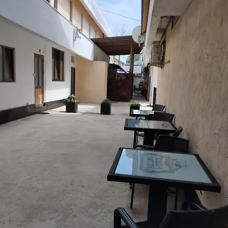 2 Bedrooms Luxury & 7 Camelia * Dél-Eforie