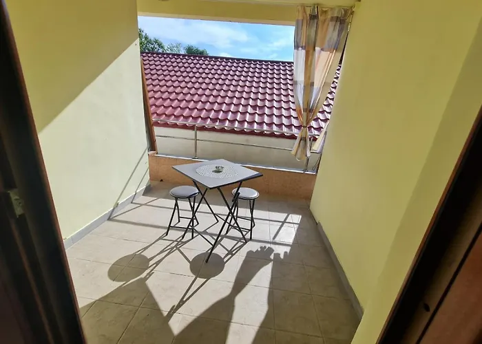 2 Bedrooms Luxury & 7 Camelia